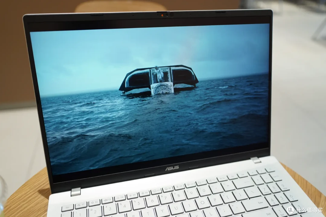 从macOS换回Windows，华硕无畏Pro16让我找回办公节奏