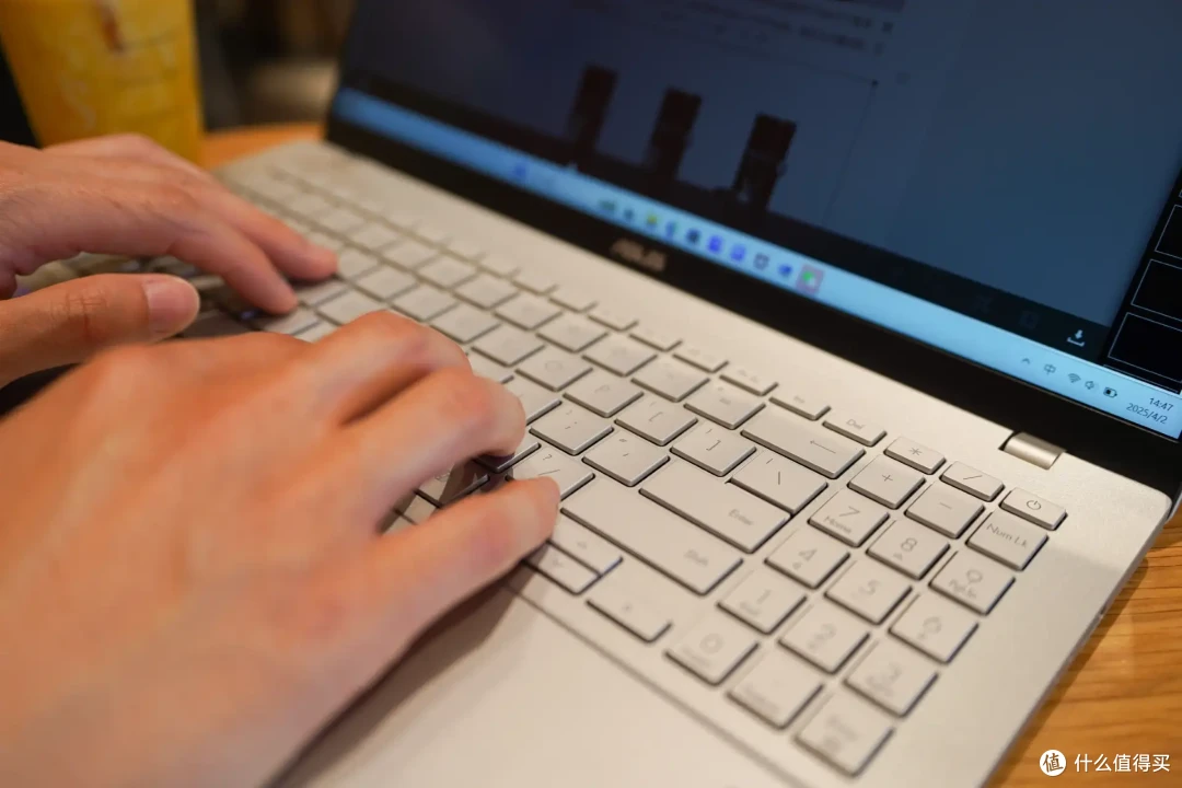 从macOS换回Windows，华硕无畏Pro16让我找回办公节奏