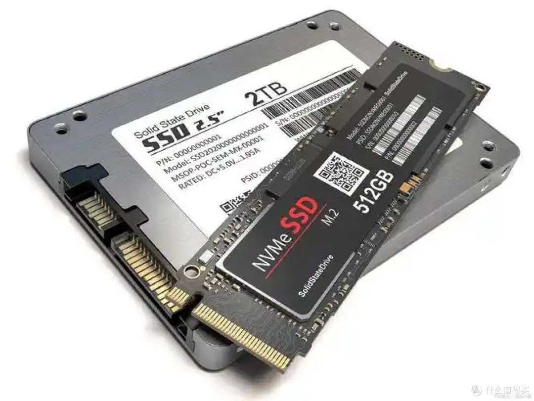 极速的读写体验,SSD固态硬盘