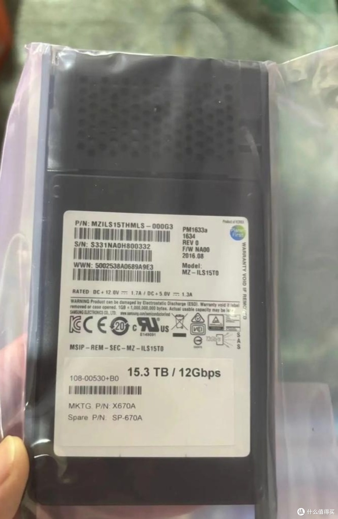 极速的读写体验,SSD固态硬盘