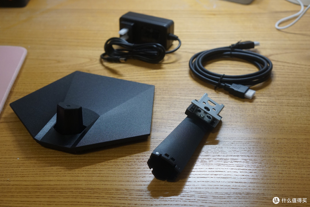 500价位电竞屏又见高手？AMZFAST 25×1显示器初体验