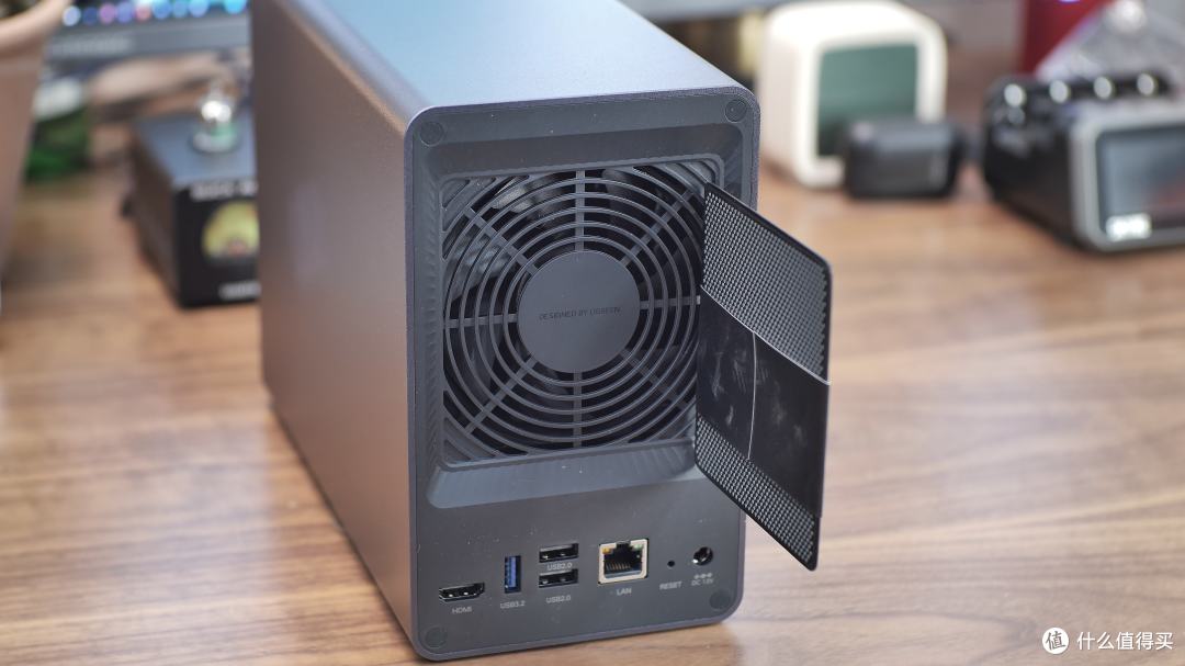 十年NAS玩家,建议家庭用户首选双盘位NAS,换绿联NAS教你怎么玩