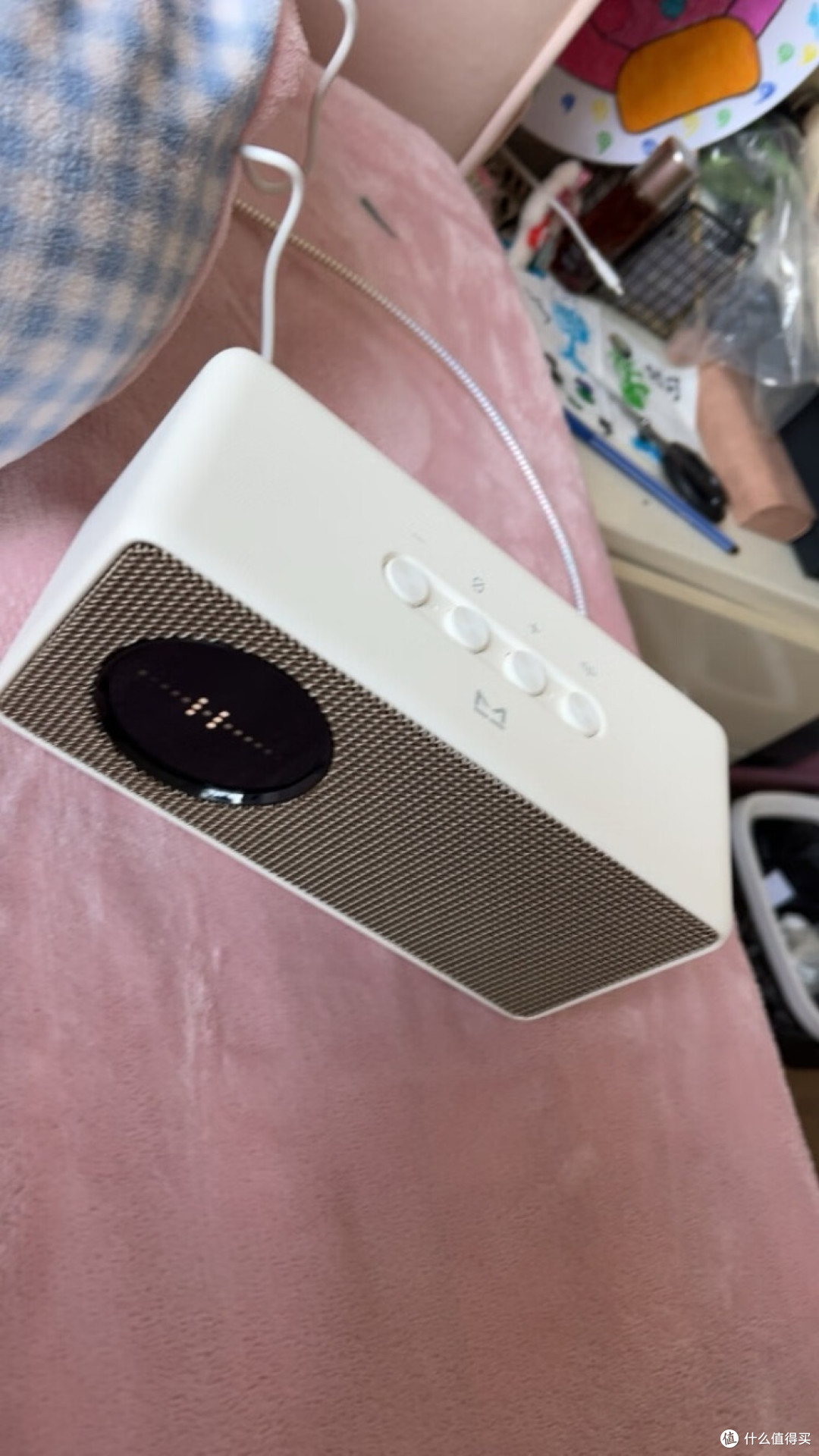 智能家居新体验：智能音箱引领生活变革