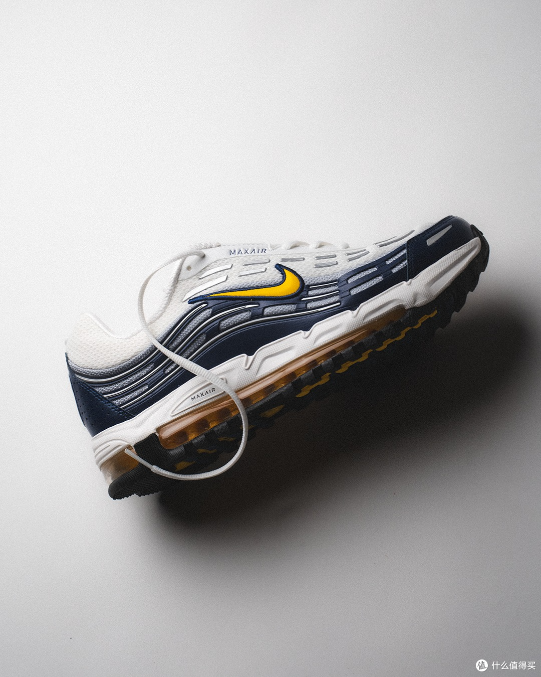 Nike跑鞋怎么选？中底、气垫、鞋面全讲清，一篇搞懂！