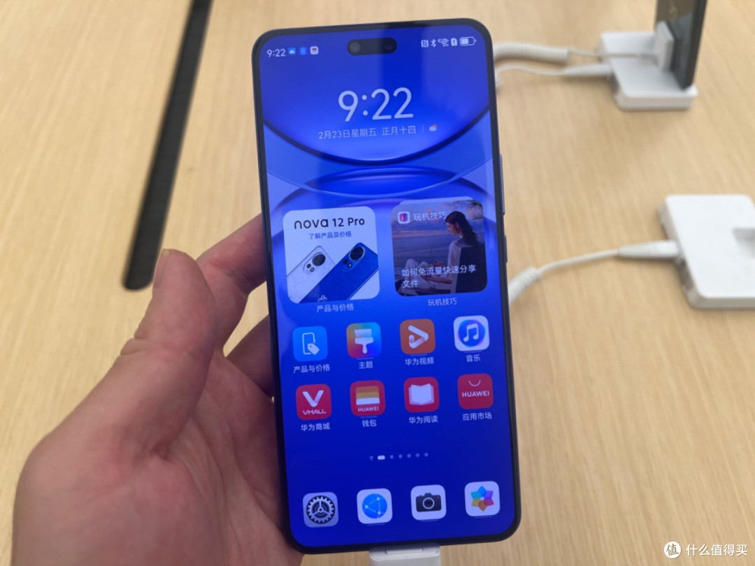 从3999元跌至2099元,6000万前置+麒麟芯,华为自拍界的黑马
