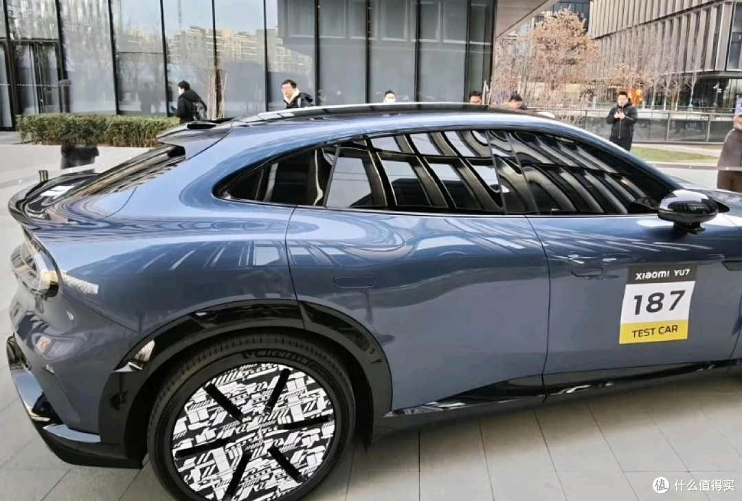 小米御7:纯电驱动的高性能SUV