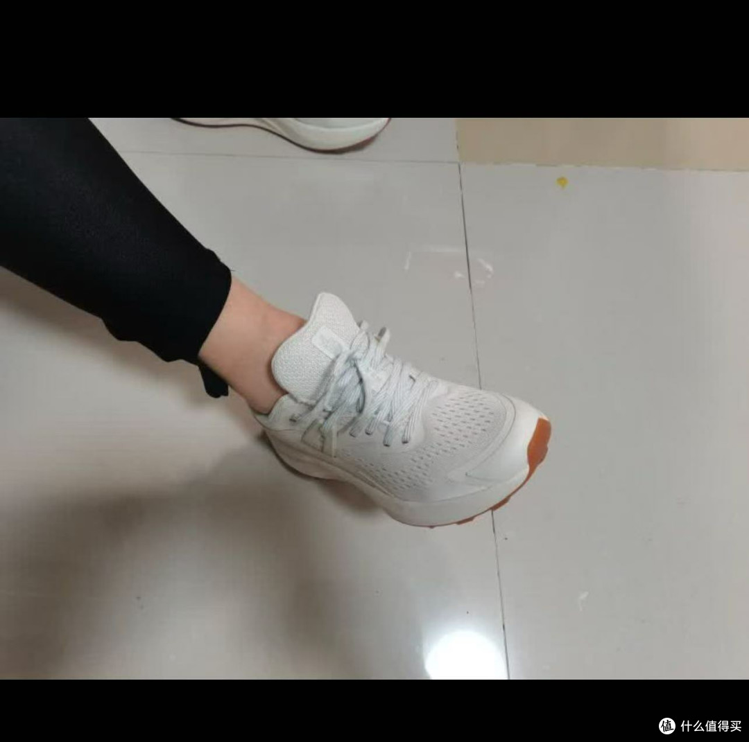 北面这双粉色徒步鞋，让户外女孩又甜又飒！