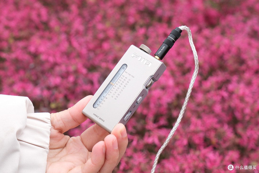 飞傲RR11收音机:巴掌大的 “宝藏”,重塑收音新体验!