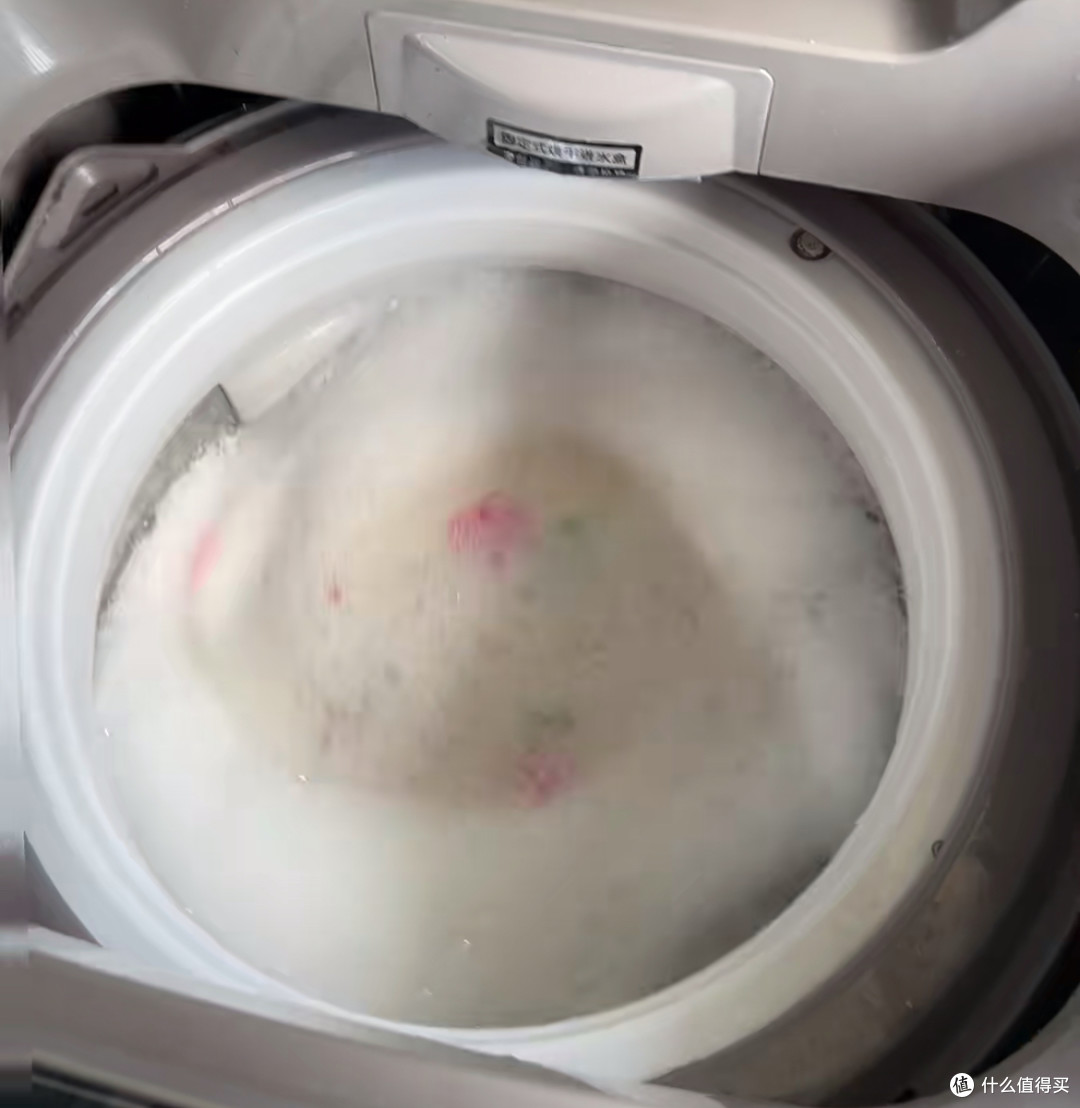 90后媳妇买房,婆婆拿出30万,不由感叹:老一辈到底是咋攒钱的?
