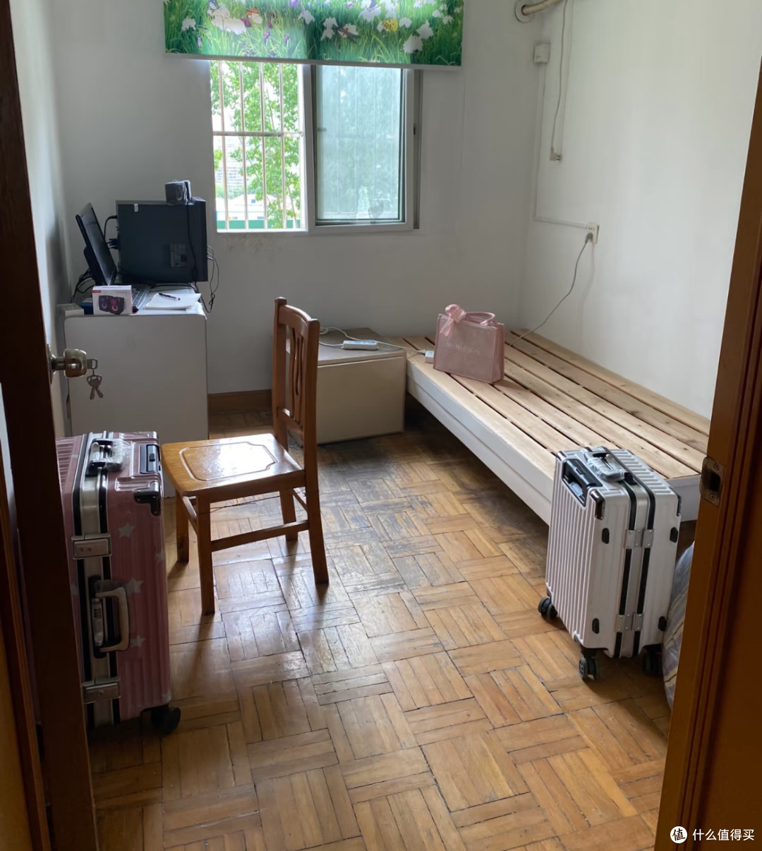 90后媳妇买房,婆婆拿出30万,不由感叹:老一辈到底是咋攒钱的?