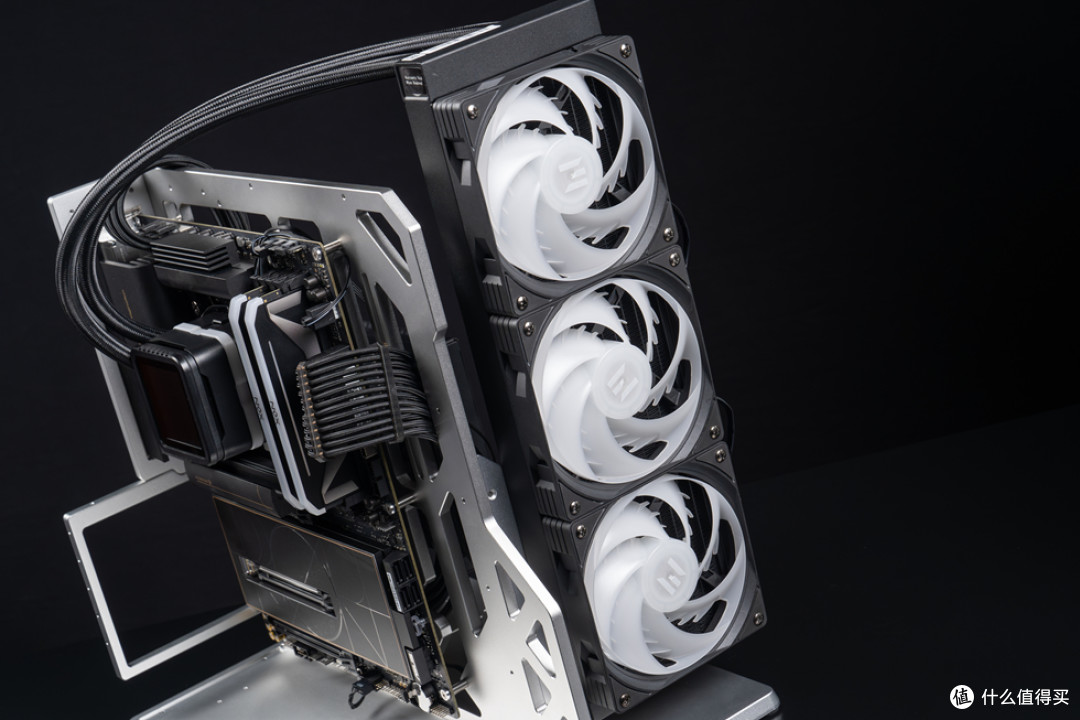 玩转个性——ZALMAN ALPHA2 DS A36 一体水冷开箱体验!