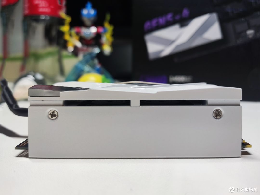 不只是快!从游戏到生产力,全面探索海康存储C5000 PCIe5.0固态