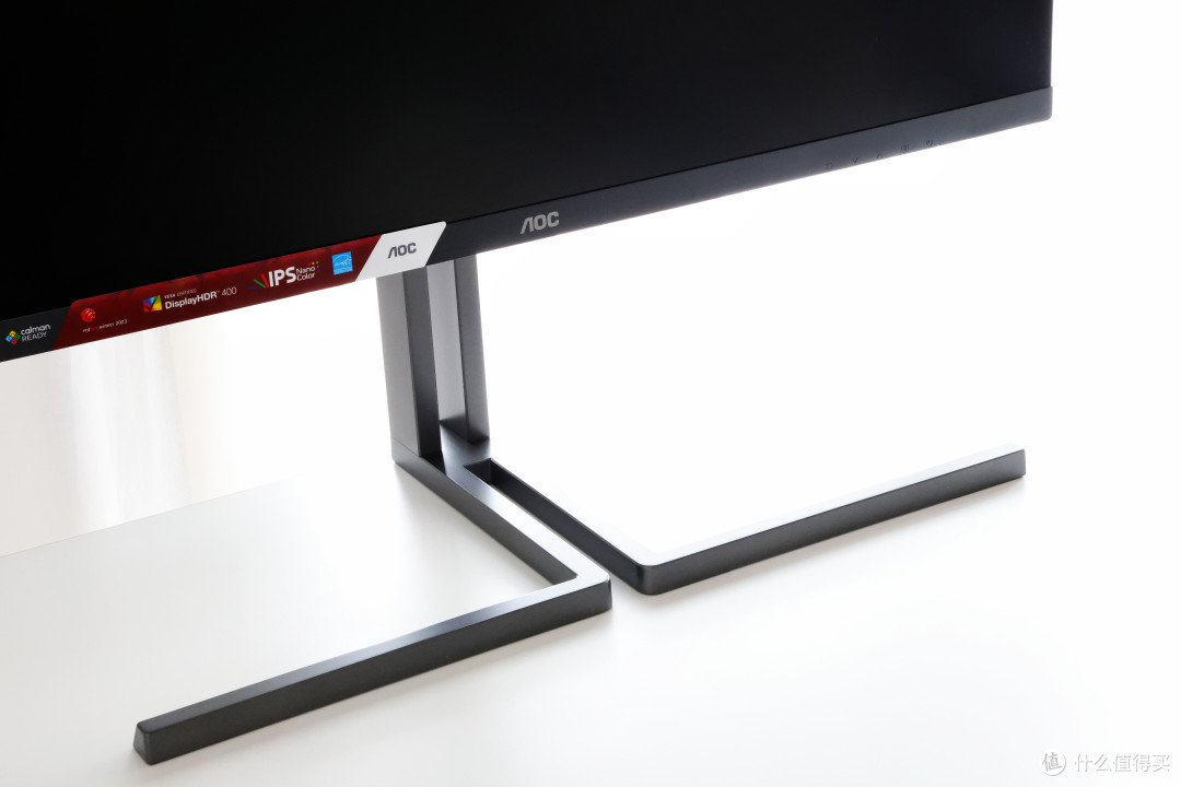 2025最值得入手的显示器——AOC U32U3D 31.5英寸4K显示器