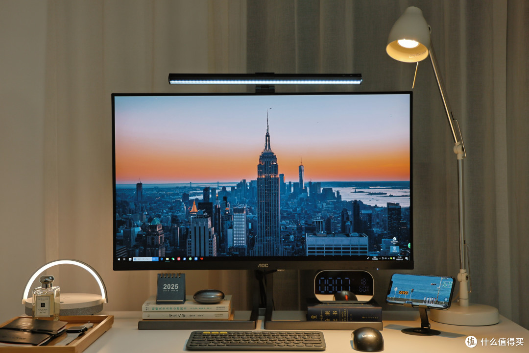 2025最值得入手的显示器——AOC U32U3D 31.5英寸4K显示器