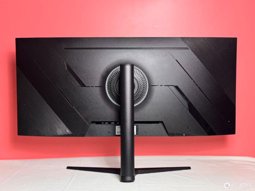 1300+元，38英寸Nano IPS-LG 面板曲面、带鱼屏，值得入手吗？