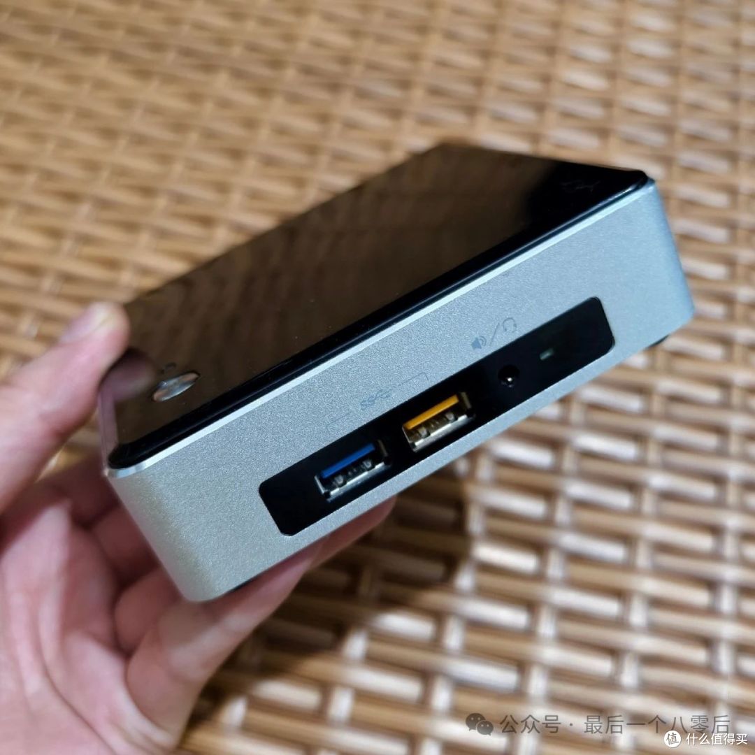 160玩双盘位轻NAS,intle nuc6i3,支持硬解4k