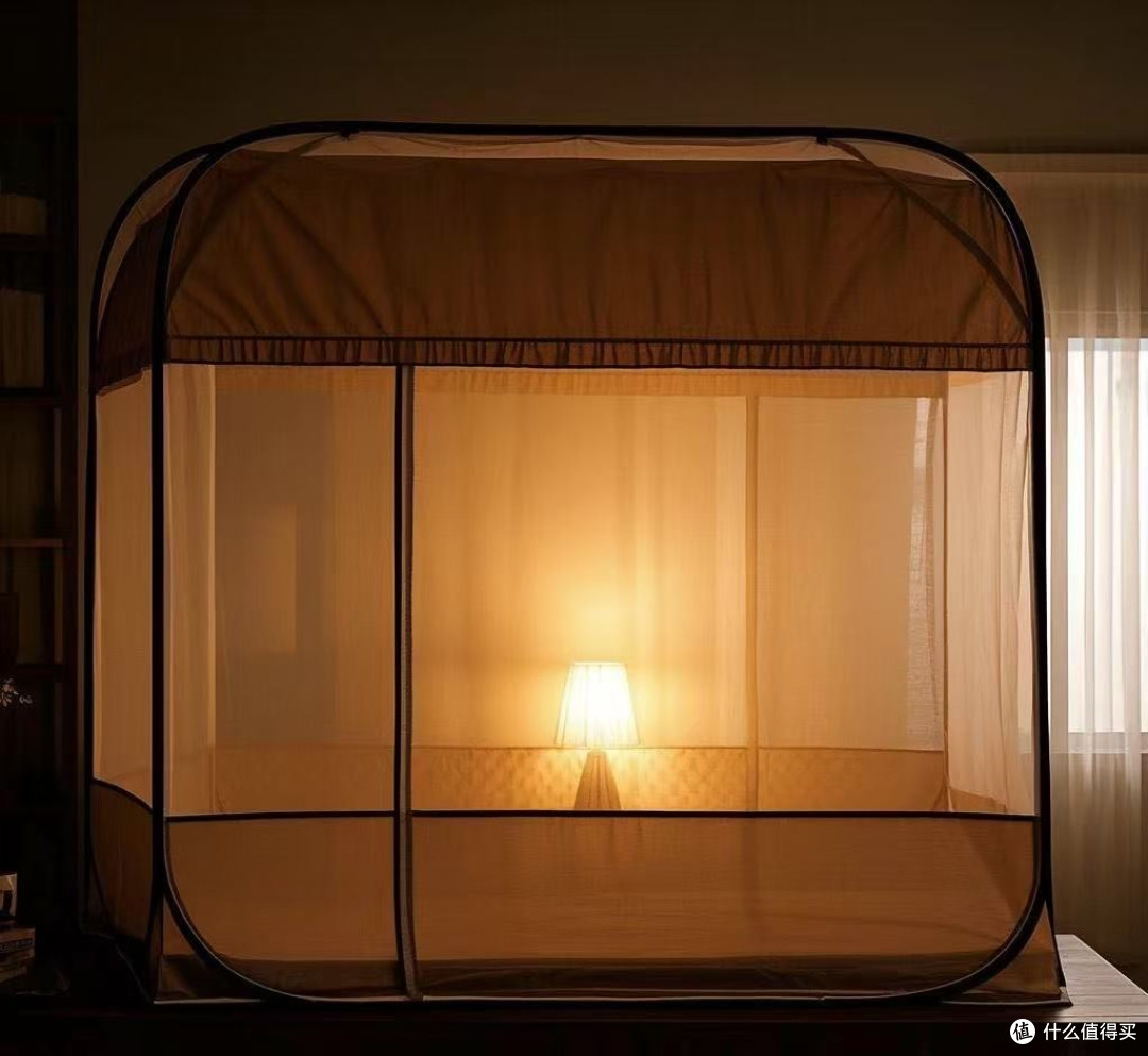 春夏换季买蚊帐,防尘布顶和透光纱顶,哪个更实用?