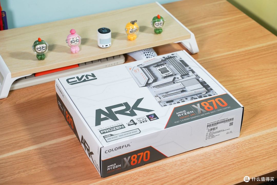 首发评测,四年保固白色漂亮主板,七彩虹CVN X870 ARK FROZEN V14