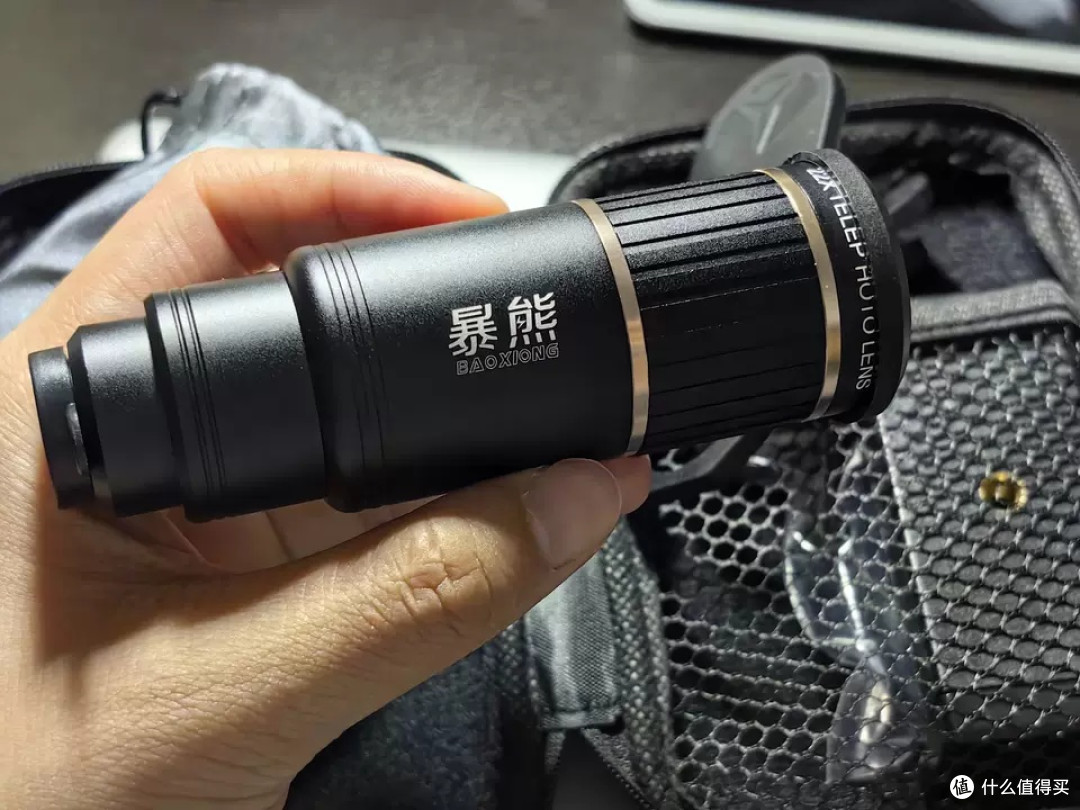 暴熊22x手机望远镜：把爱豆睫毛塞进屏幕的物理外挂