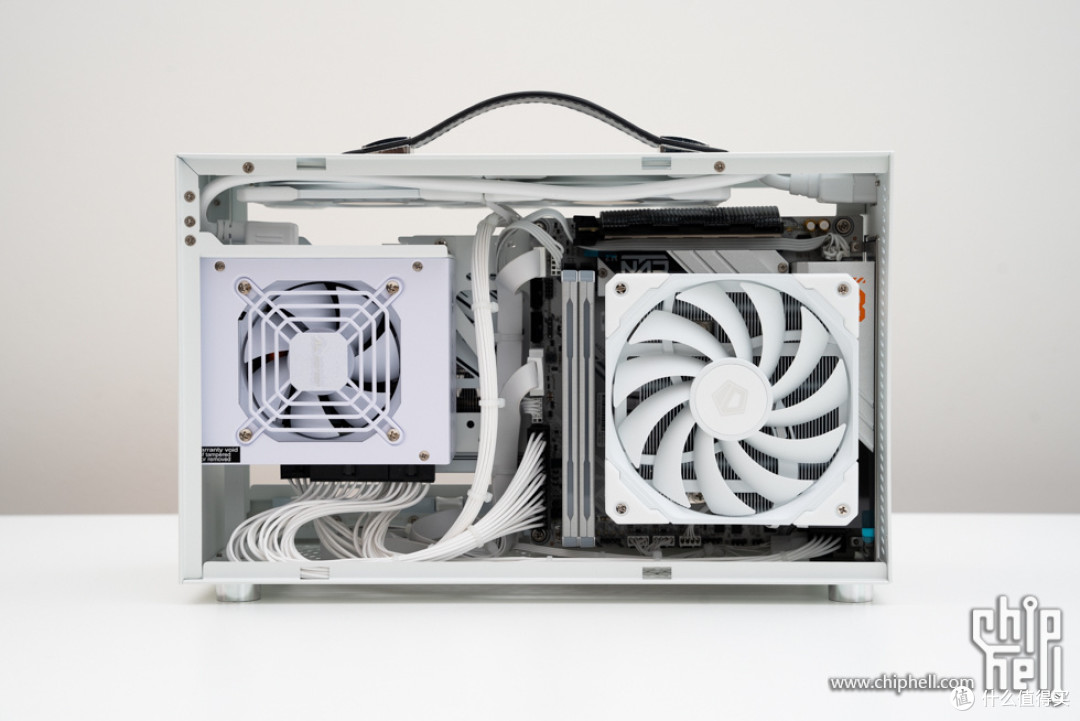 10.8L 便携小钢炮,七彩虹 CVN B850I + 闪鳞 S400 Pro 装机