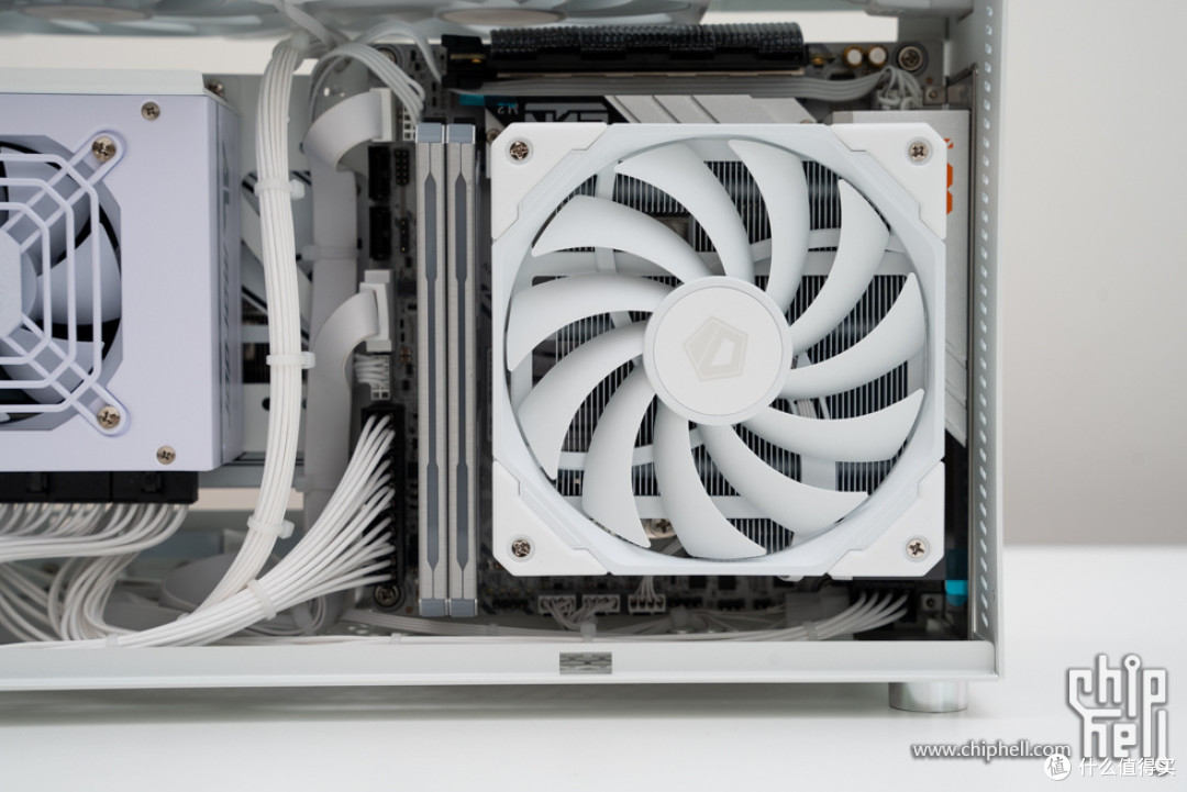 10.8L 便携小钢炮,七彩虹 CVN B850I + 闪鳞 S400 Pro 装机