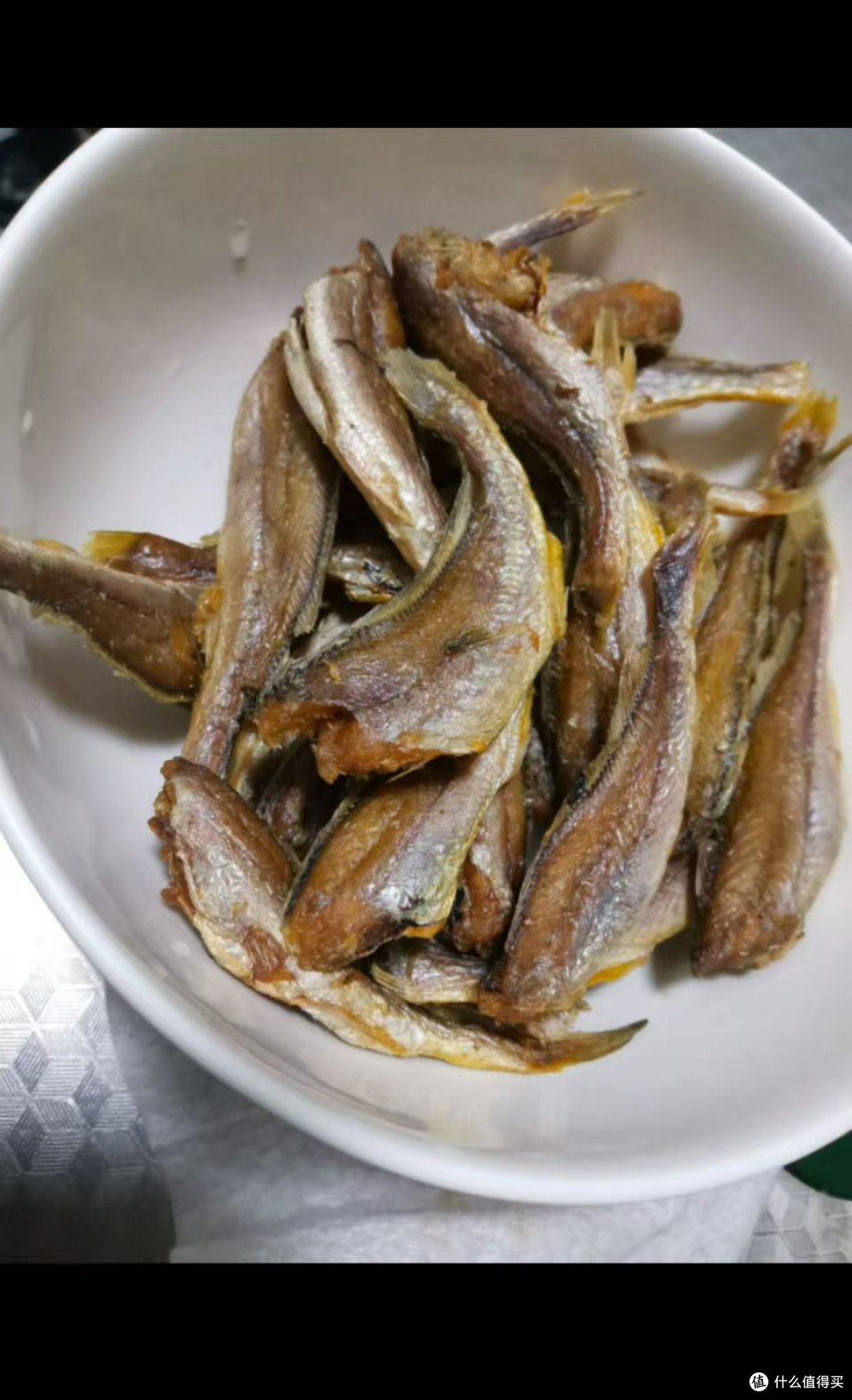 办公室摸鱼新宠!京东京造香酥小黄鱼实测:酥到掉渣还能补蛋白!