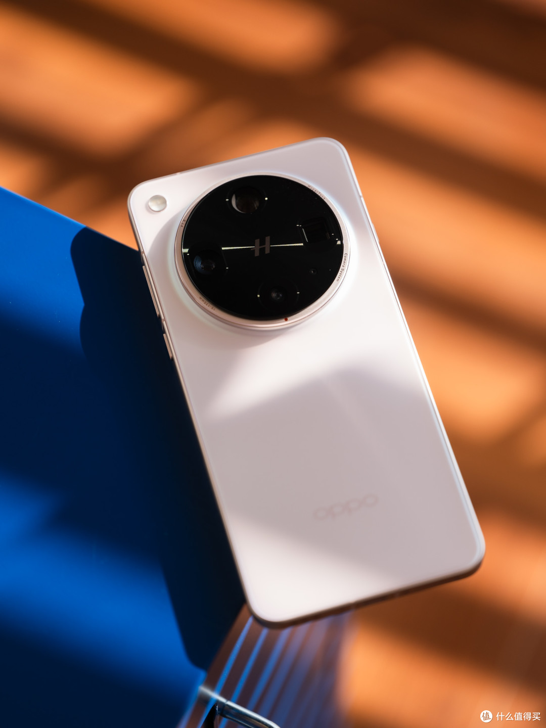 三台 Ultra 实拍对比,为何 OPPO Find X8 Ultra 夜拍这么强?