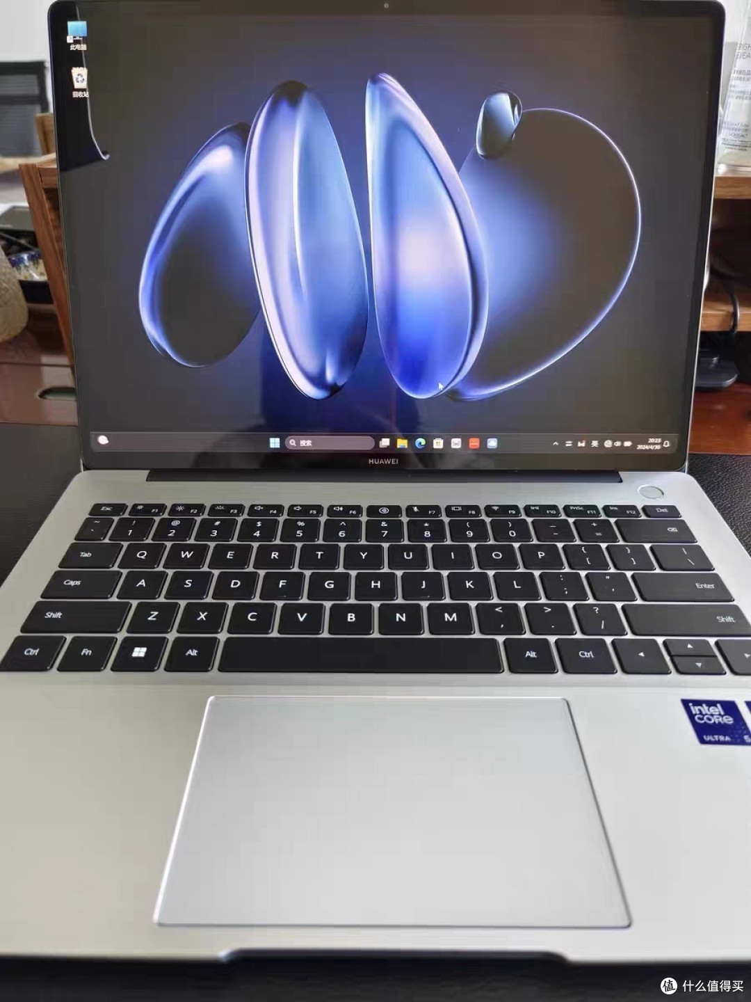 科技助力办公:华为MateBook 14 Ultra革新工作效率