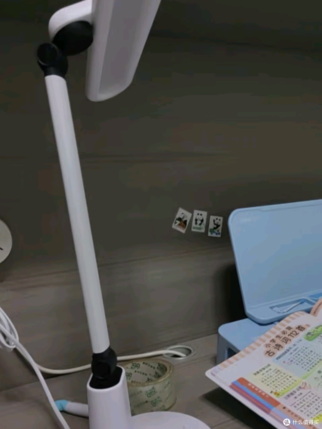 如何利用灯光与色彩增强阅读氛围:案例分享与实用建议