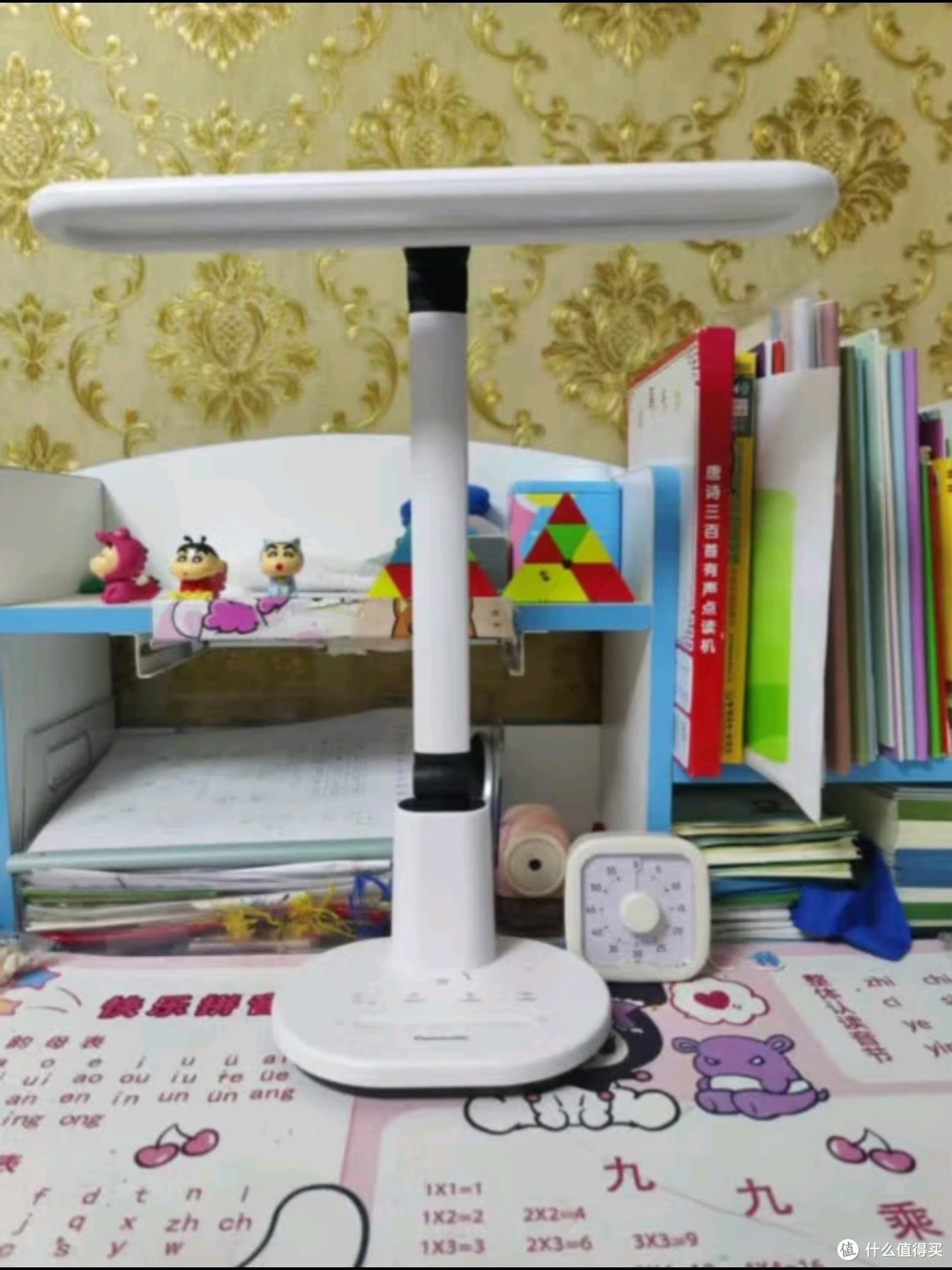 如何利用灯光与色彩增强阅读氛围:案例分享与实用建议