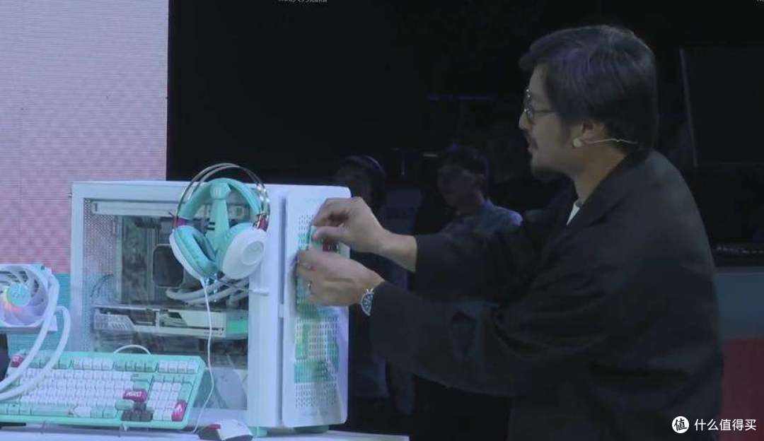 初音未来x华硕天选联名新品发布？这下不得不买了！╰(￣ω￣ｏ)