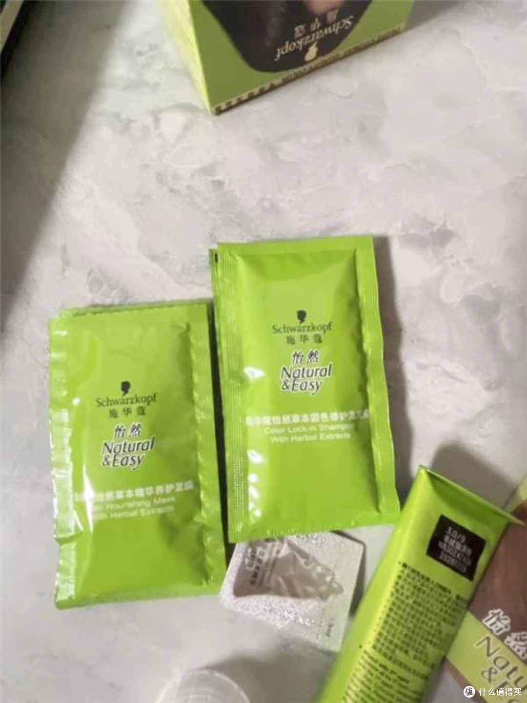 AI 加持施华蔻染发，放心消费新体验