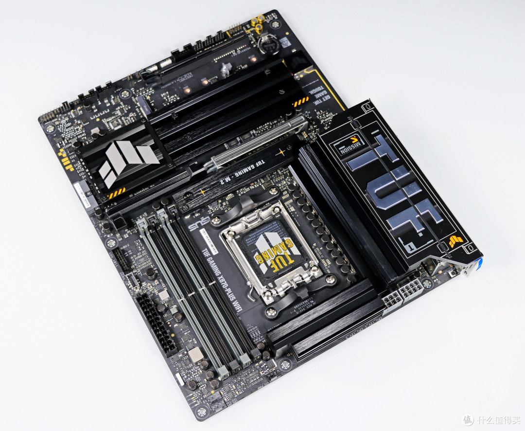 AMD R9 9950X3D 真强!搭配华硕 TUF X870-PLUS 与 索泰 RTX 5080