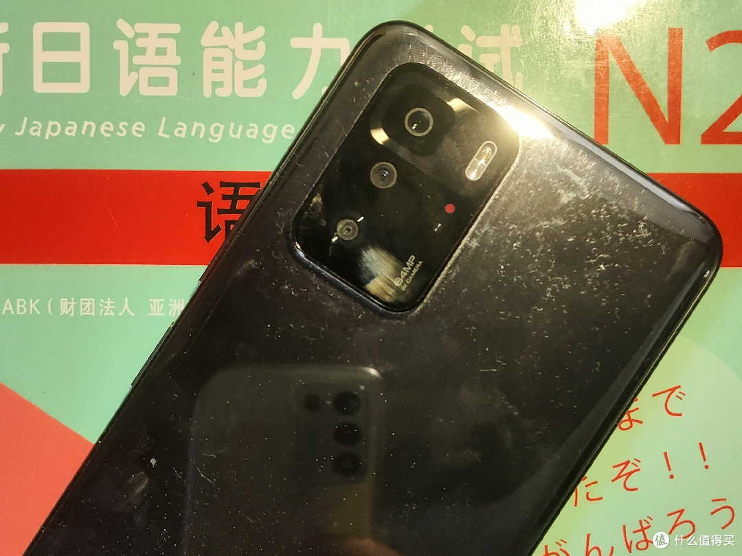 手机换电池的回归:必要还是倒退?
