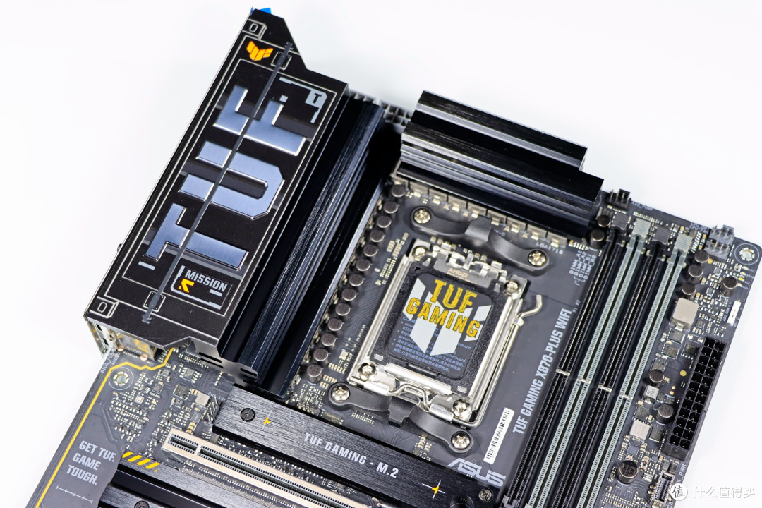 AMD R9 9950X3D 真强!搭配华硕 TUF X870-PLUS 与 索泰 RTX 5080