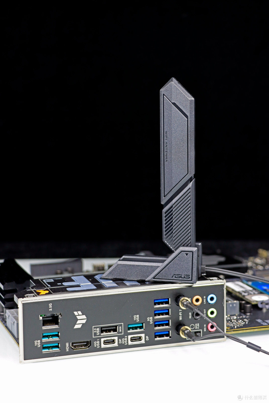 AMD R9 9950X3D 真强!搭配华硕 TUF X870-PLUS 与 索泰 RTX 5080