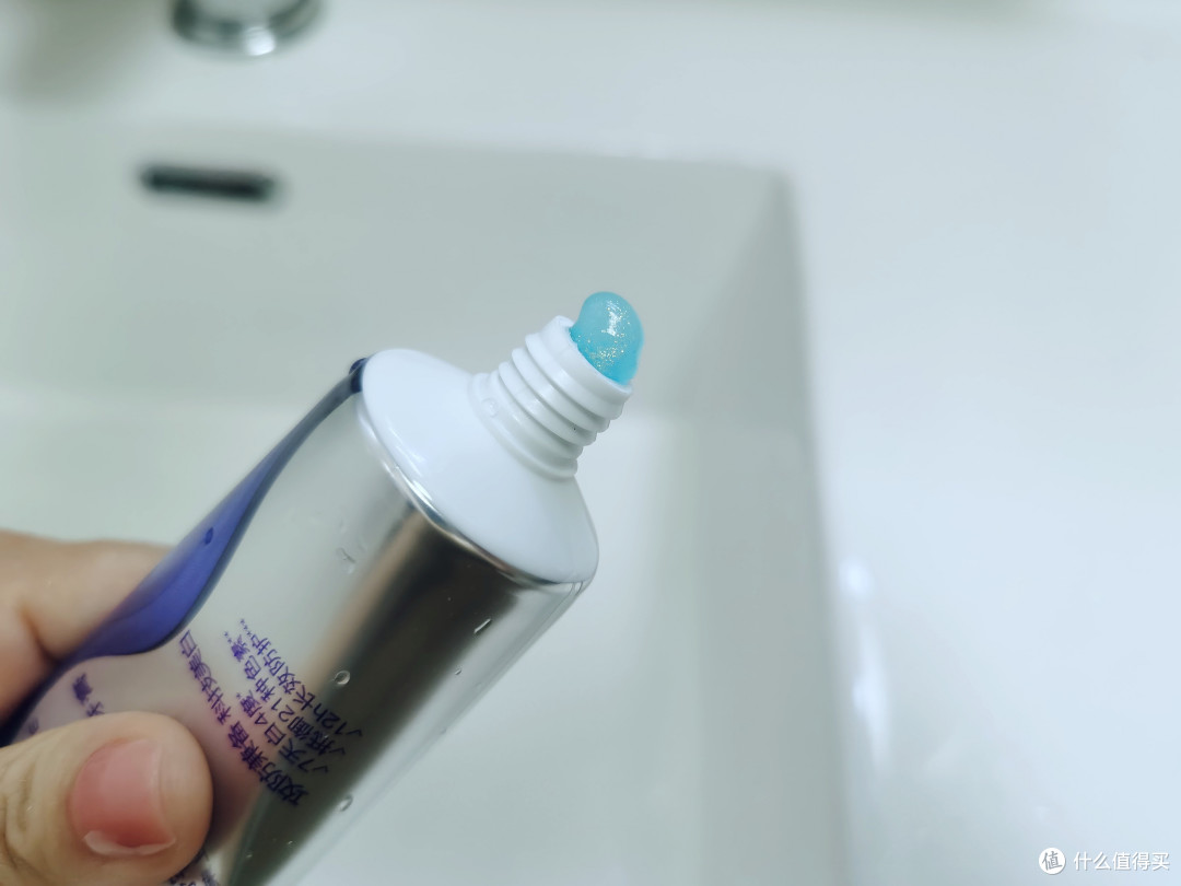 安利一款7天美白牙膏—舒客智感焕白牙膏