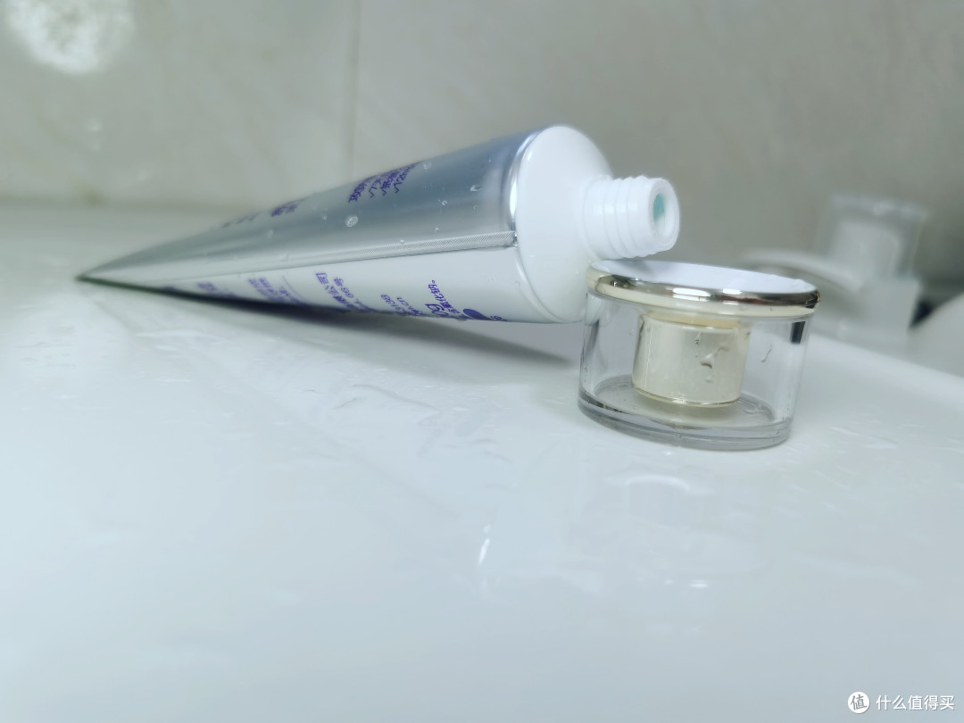 安利一款7天美白牙膏—舒客智感焕白牙膏