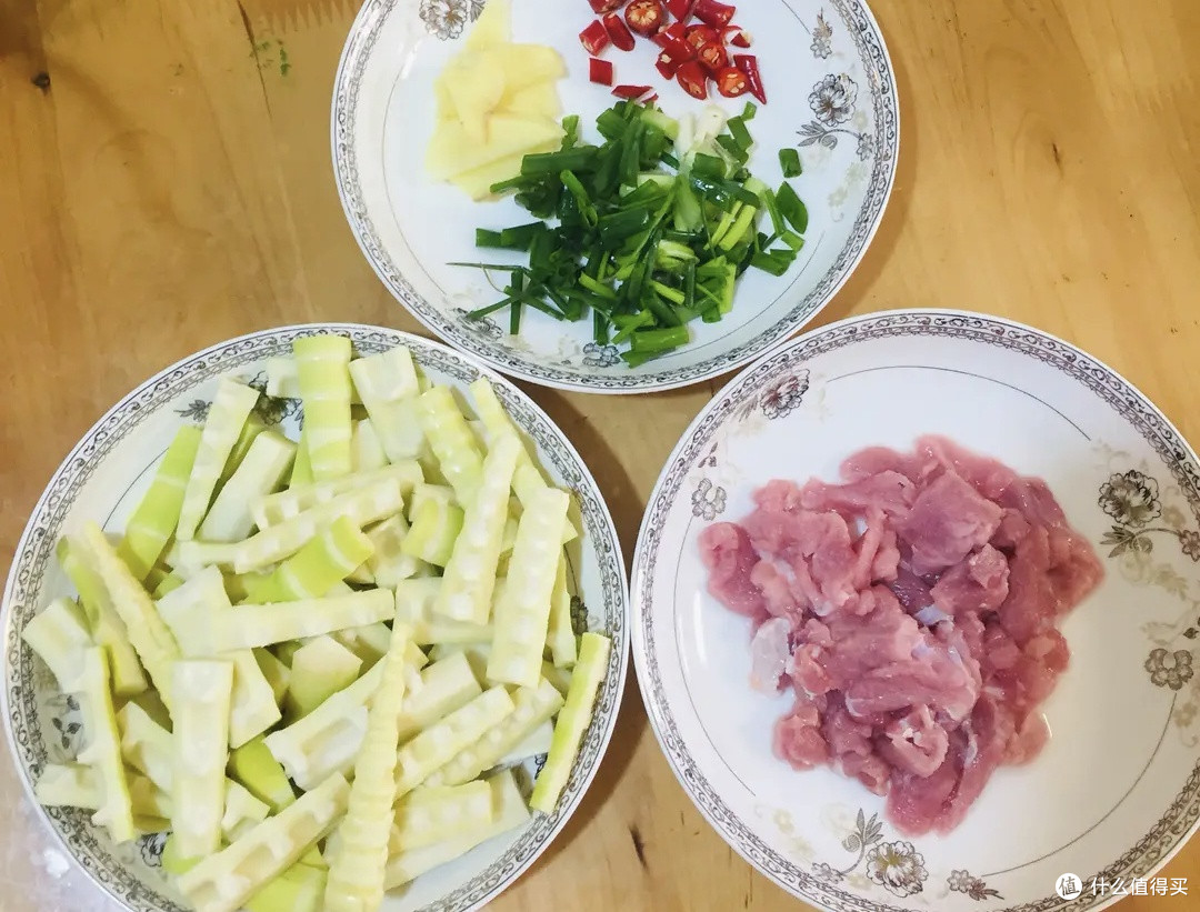 春日限定美食:春笋炒肉