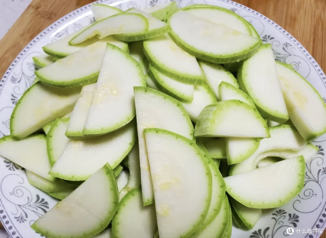 春日美食:西葫芦炒肉