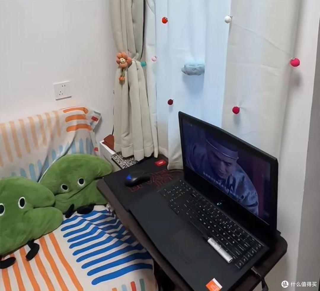 头一次看到香港的小豪宅,7㎡竟有2室2厅,一家三口住刚刚好!