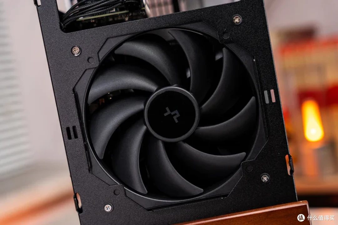轻奢小家具——乔思伯T6+ROG STRIX X670E-I +ASUS4060LP装机分享