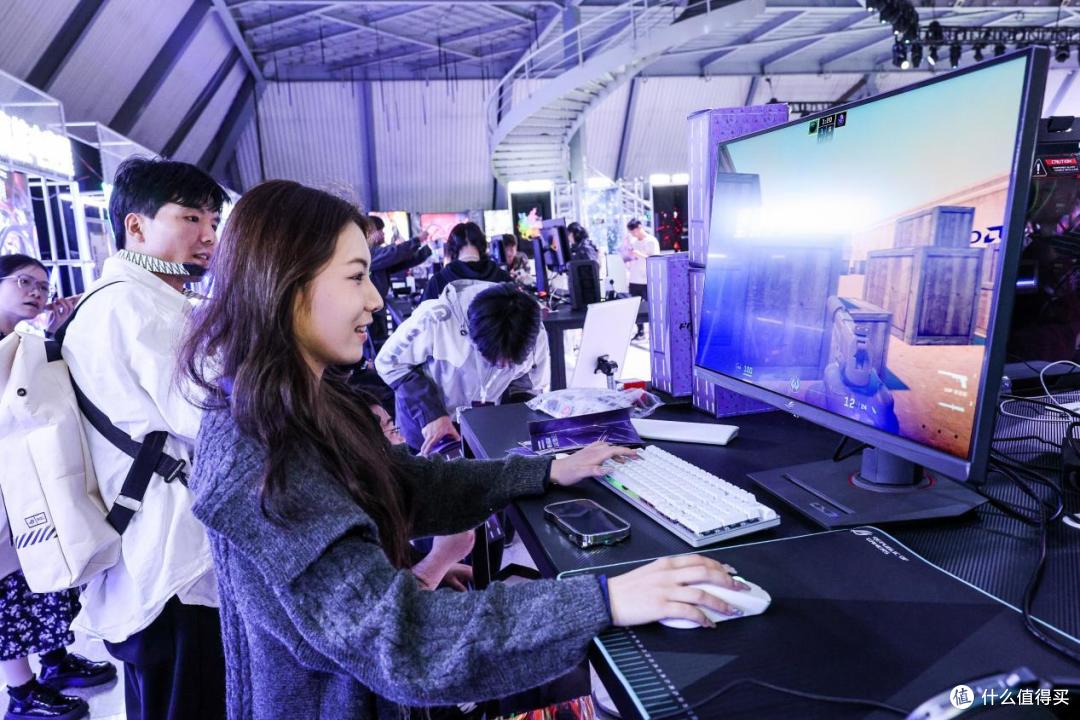 2025 ROG DAY盛大开启，超多高性能显示器燃爆全场！