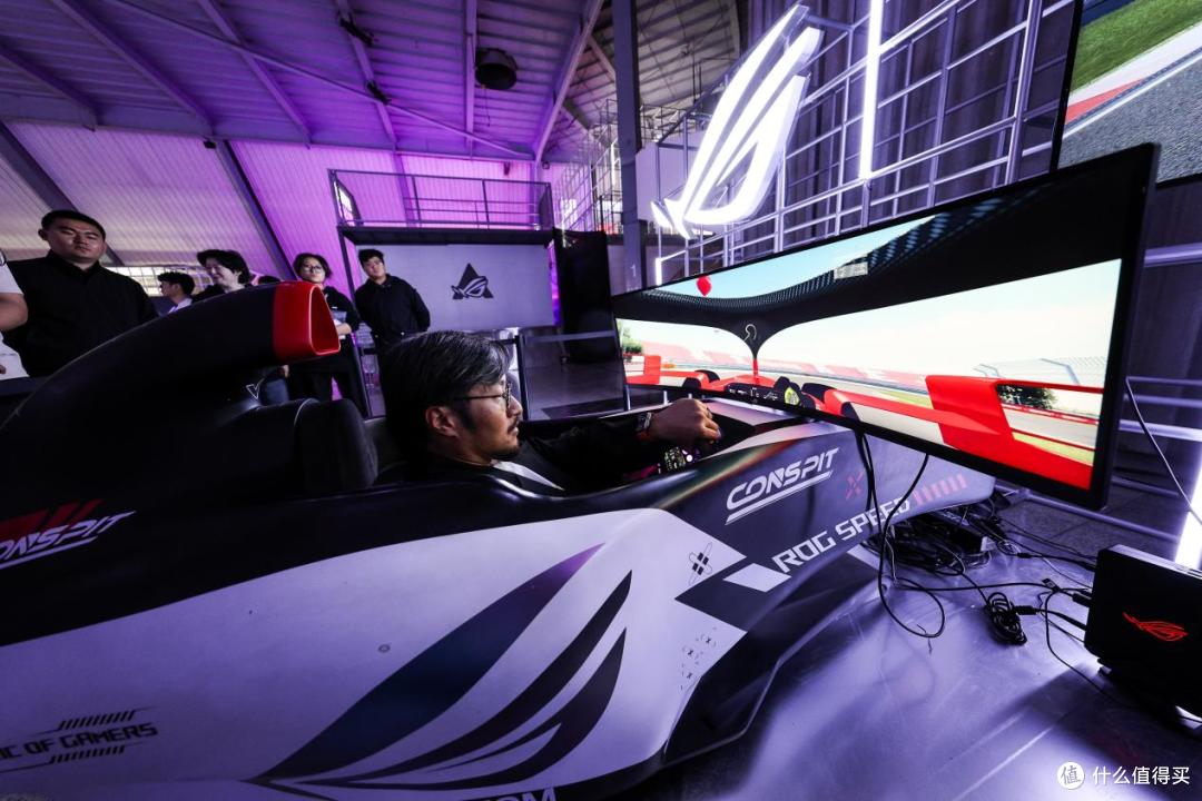 2025 ROG DAY盛大开启，超多高性能显示器燃爆全场！