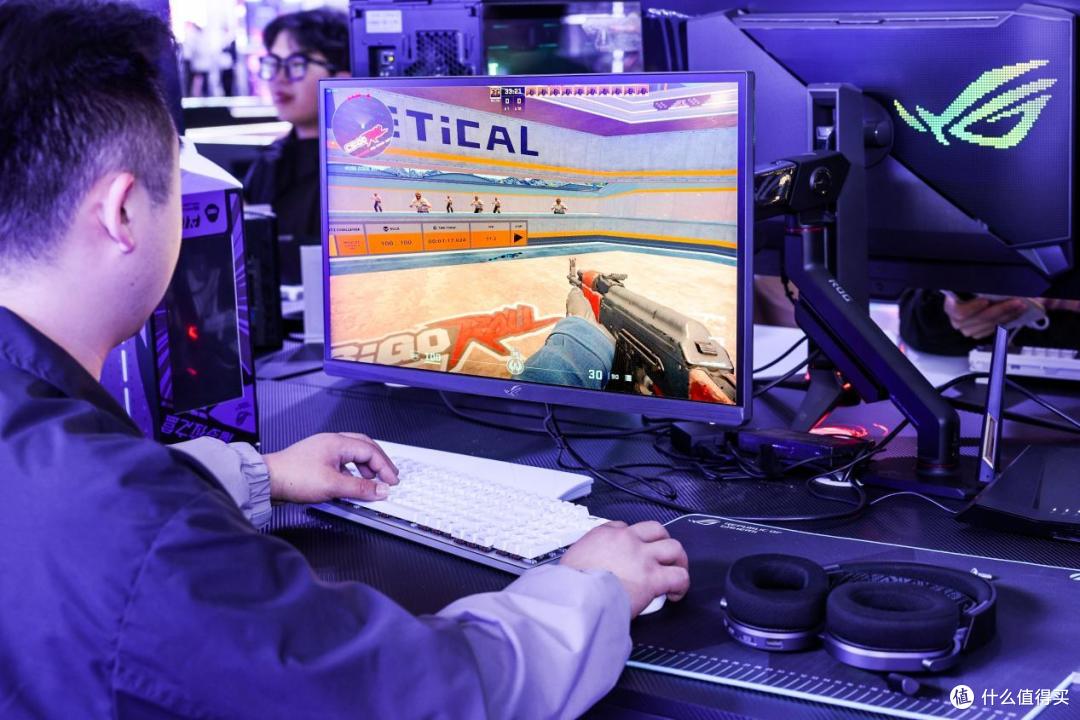 2025 ROG DAY盛大开启，超多高性能显示器燃爆全场！