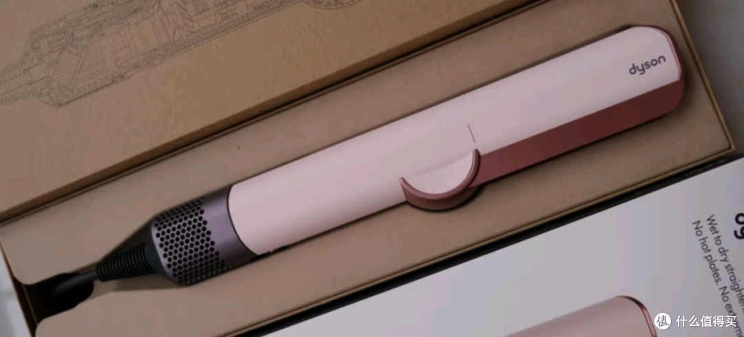 戴森Airstrait HT01 吹风直发器 干发直发二合一 利用气流造型