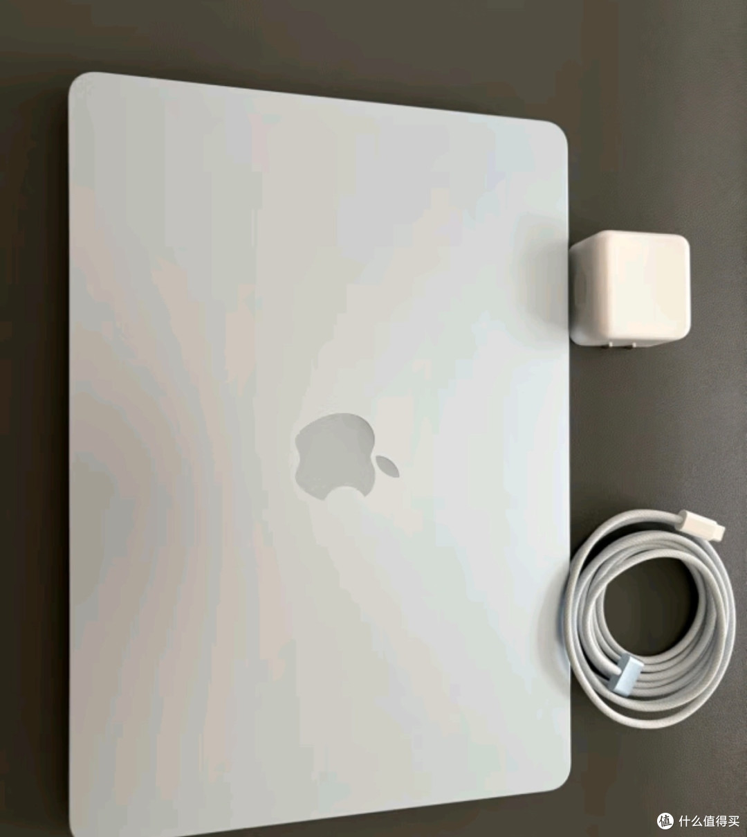 2025 MacBook Air M4:轻薄高性能