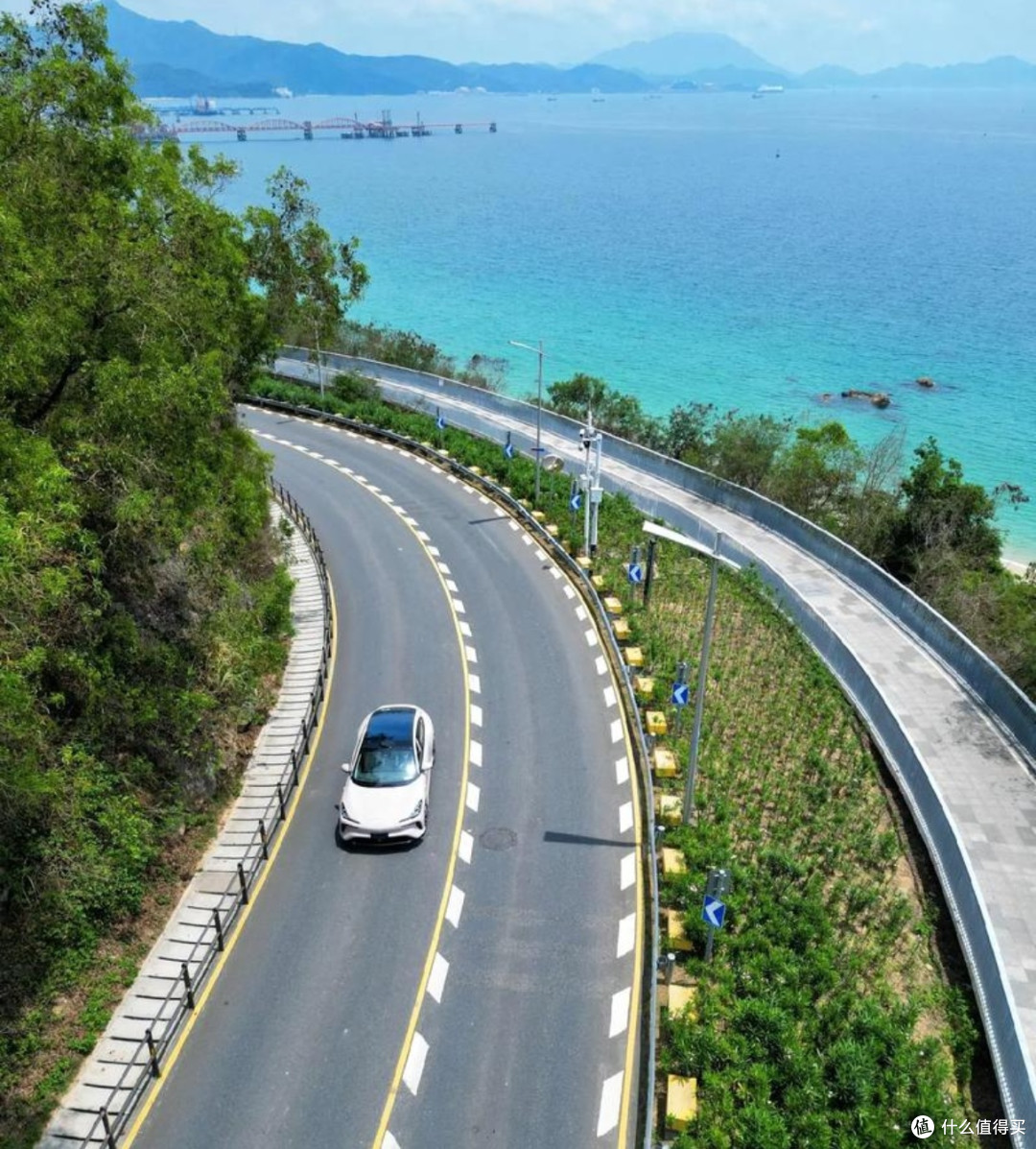 风景在路上,掌握好驾驶技巧和车辆维护自驾更无忧