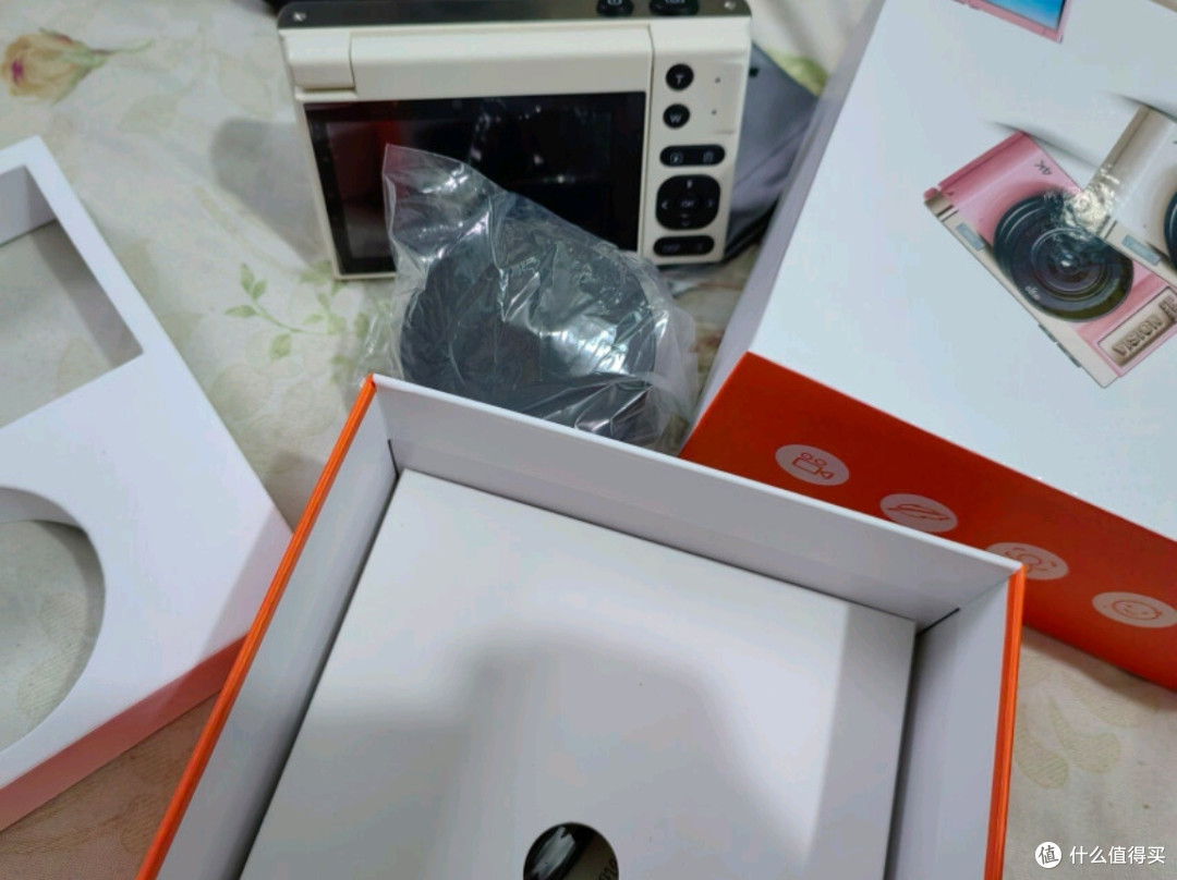 aigo爱国者E9翻转屏自拍数码照相机:记录生活之美,打造专属回忆