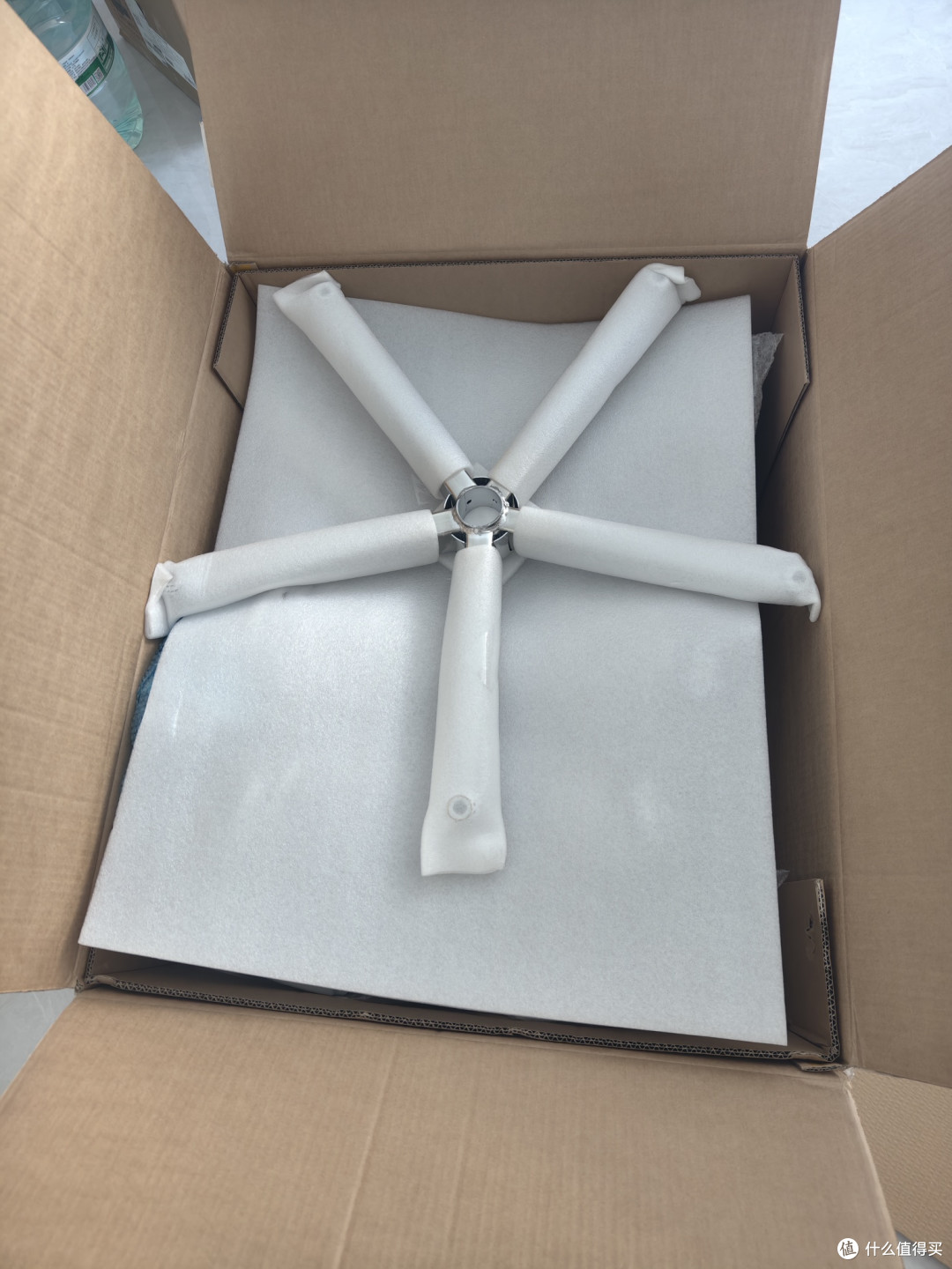 谁说工学椅不舒适?试试z9ultra+